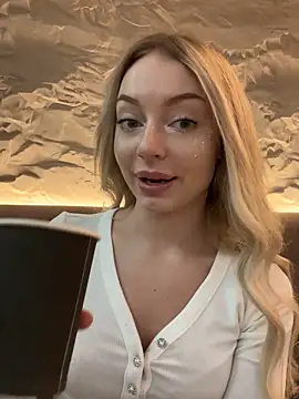 Snapshot of melissa_grr chatting on 02-06-25, 11:32 melissa grr online show from 02-06-25, 11:32