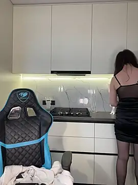 CurlyLara online show from 04-25-26, 08:39