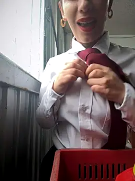 Alysson-- online show from 11-06-25, 02:29