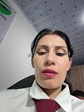Alysson-- online show from 06-09-26, 02:39