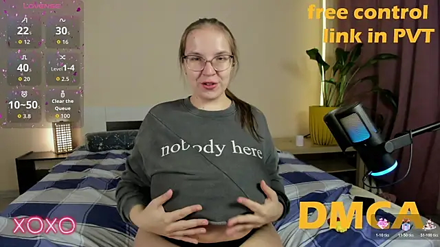 Snapshot of Your_Penny_ chatting on 11-02-25, 09:17 Your Penny online show from 11-02-25, 09:17