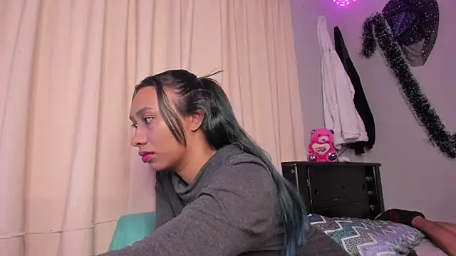 Brunettesexy0 online show from 11-25-25, 03:23