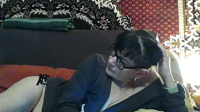 AlanaLaDream online show from 11-12-25, 04:18