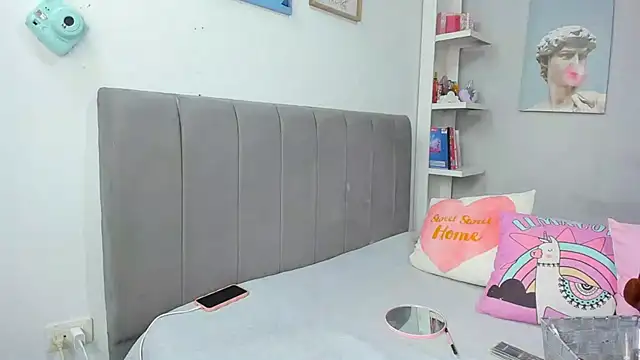 naughtyloverss online show from 06-16-26, 03:47