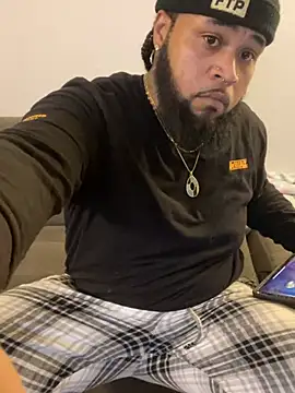 Snapshot of Pap1_Champo chatting on 02-02-25, 07:52 Pap1 Champo online show from 02-02-25, 07:52