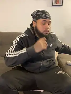 Snapshot of Pap1_Champo chatting on 02-18-25, 03:21 Pap1 Champo online show from 02-18-25, 03:21