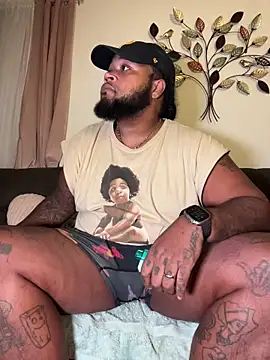 Snapshot of Pap1_Champo chatting on 11-12-25, 03:07 Pap1 Champo online show from 11-12-25, 03:07