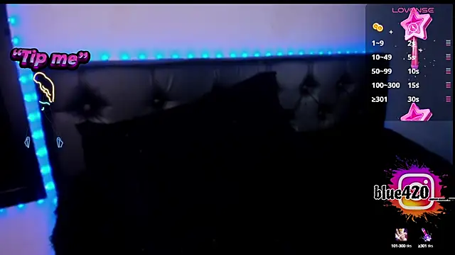 Snapshot of Skyler__blue4 chatting on 12-04-24, 05:33 Skyler blue4 online show from 12-04-24, 05:33