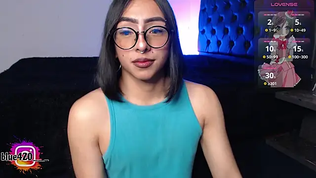 Snapshot of Skyler__blue4 chatting on 09-21-25, 05:25 Skyler blue4 online show from 09-21-25, 05:25