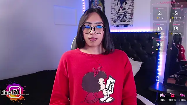 Snapshot of Skyler__blue4 chatting on 10-12-25, 10:42 Skyler blue4 online show from 10-12-25, 10:42