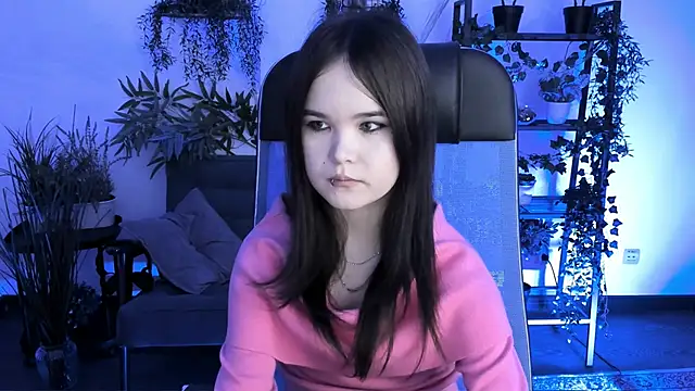 Elainebeness online show from 11-24-25, 08:30