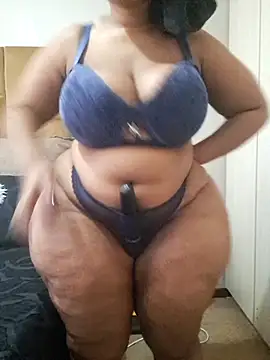Snapshot of thicktash chatting on 05-11-26, 02:45 thicktash online show from 05-11-26, 02:45