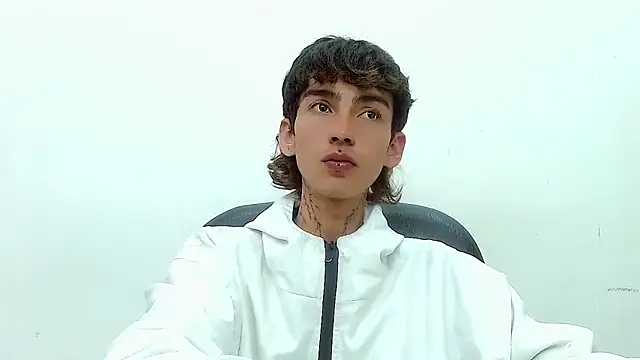 Snapshot of ttimy_x_boy chatting on 11-24-25, 03:39 ttimy x boy online show from 11-24-25, 03:39