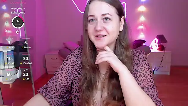 LizzyShine online show from 01-15-25, 04:43