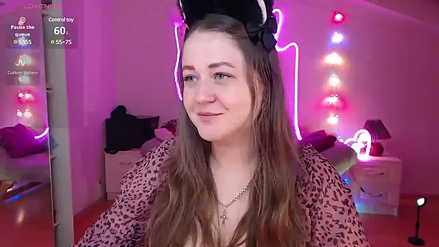 LizzyShine online show from 01-22-25, 09:10