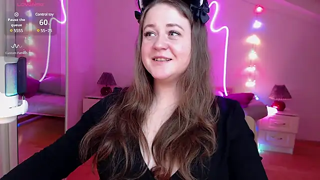 LizzyShine online show from 02-03-25, 08:57