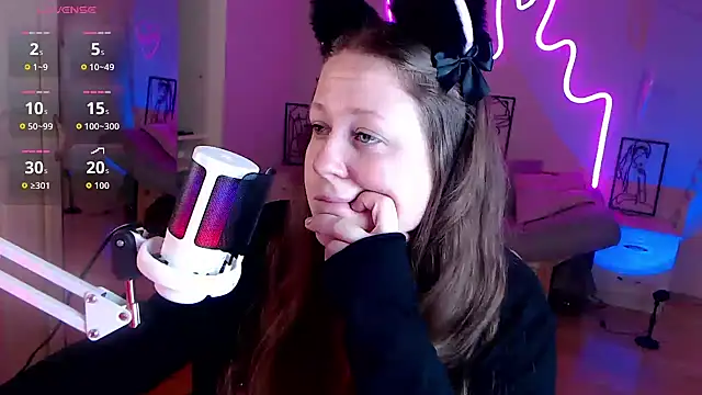 LizzyShine online show from 09-18-25, 01:57