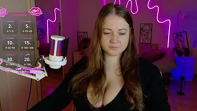 LizzyShine online show from 11-09-25, 06:39