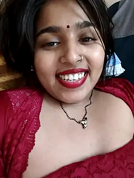 Snapshot of Sweet-Rani chatting on 04-18-26, 08:09 Sweet-Rani online show from 04-18-26, 08:09