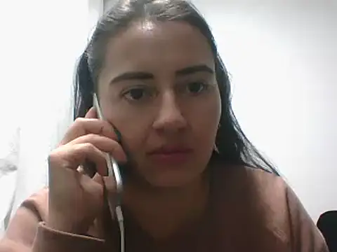  karlie kloss  online show from 01-14-25, 01:04