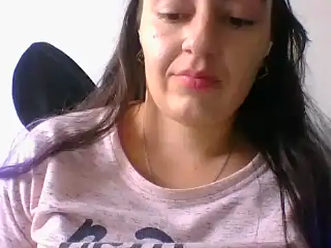  karlie kloss  online show from 01-15-25, 07:44