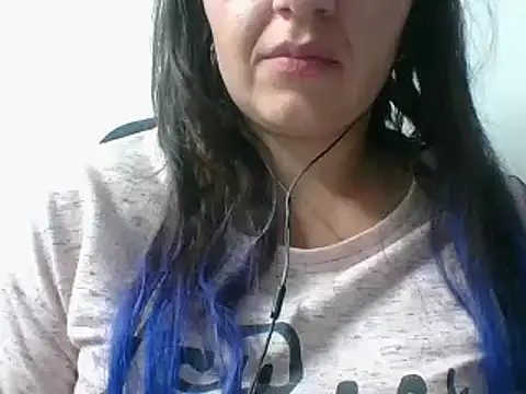  karlie kloss  online show from 01-16-25, 01:48