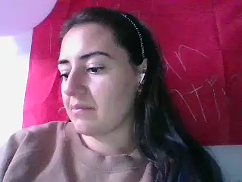  karlie kloss  online show from 02-21-25, 10:48