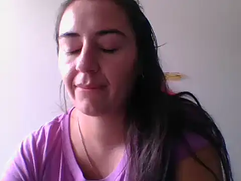  karlie kloss  online show from 09-17-25, 05:03