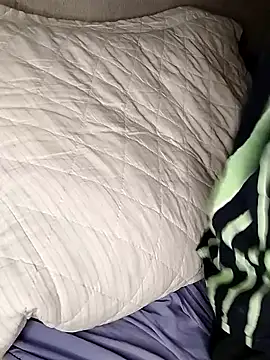 Snapshot of fofinhaa12 chatting on 02-15-25, 03:28 fofinhaa12 online show from 02-15-25, 03:28