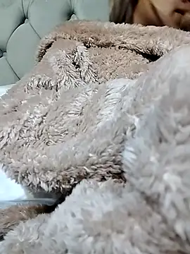 fofinhaa12 online show from 11-06-25, 06:53