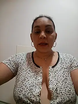 MirandaSoto online show from 12-03-25, 04:09