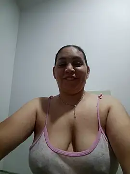 MirandaSoto online show from 04-12-26, 05:12