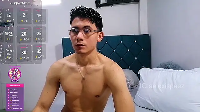 Snapshot of alexispaez457062 chatting on 10-22-25, 09:47 alexispaez457062 online show from 10-22-25, 09:47