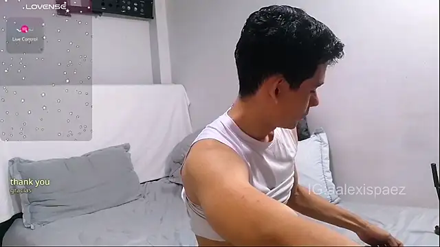 Snapshot of alexispaez457062 chatting on 01-14-26, 12:49 alexispaez457062 online show from 01-14-26, 12:49