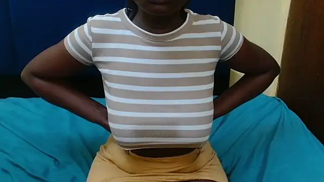 MilkyTitties online show from 04-06-26, 04:46