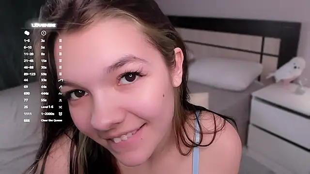 Snapshot of VeronaAppleberry chatting on 12-29-24, 04:16 VeronaAppleberry online show from 12-29-24, 04:16