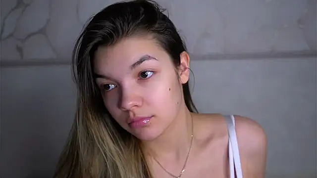 Snapshot of VeronaAppleberry chatting on 02-15-26, 01:02 VeronaAppleberry online show from 02-15-26, 01:02