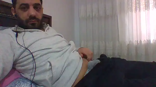 Snapshot of Sexyy_Mann34 chatting on 01-19-25, 01:33 Sexyy Mann34 online show from 01-19-25, 01:33