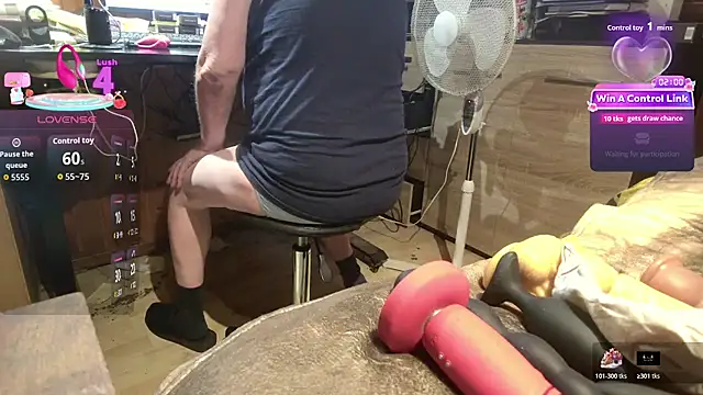 misteryman1956 online show from 07-24-26, 05:33