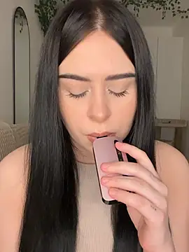  SweetCandyy online show from 04-17-26, 07:50