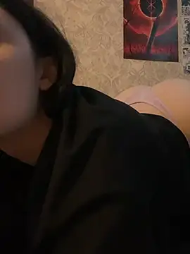 Snapshot of Pepe-pupu chatting on 03-08-25, 01:25 Pepe-pupu online show from 03-08-25, 01:25