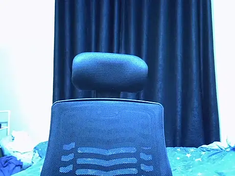 Horny-slut  online show from 11-17-25, 04:24