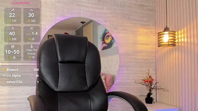 Snapshot of nicole__parker1 chatting on 02-10-25, 03:21 nicole parker1 online show from 02-10-25, 03:21