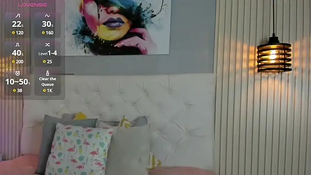 Snapshot of nicole__parker1 chatting on 03-22-25, 12:35 nicole parker1 online show from 03-22-25, 12:35