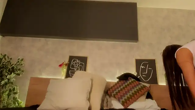 karina gomez 18 online show from 02-24-26, 11:41