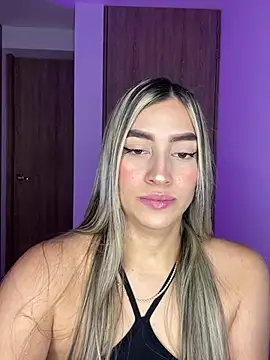 Issabela G1 online show from 12-14-24, 02:45