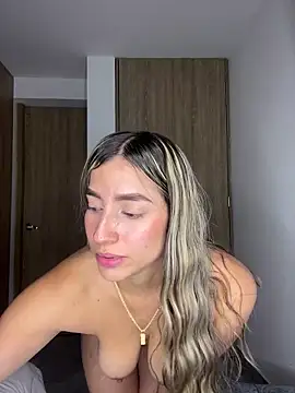 Issabela G1 online show from 01-02-25, 04:52