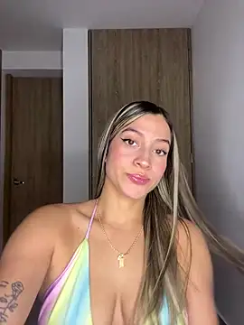 Issabela G1 online show from 01-21-25, 03:15