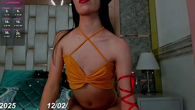 Snapshot of Bylie_Hills chatting on 02-12-25, 09:01 Bylie Hills online show from 02-12-25, 09:01