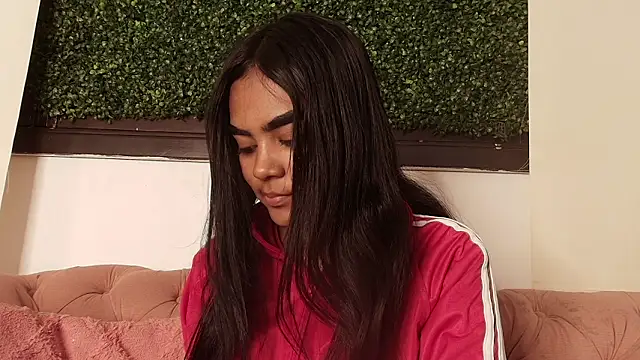 julieta aguilar1 online show from 03-13-26, 12:12